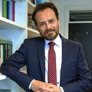 Dr Krzysztof SLIWINSKI